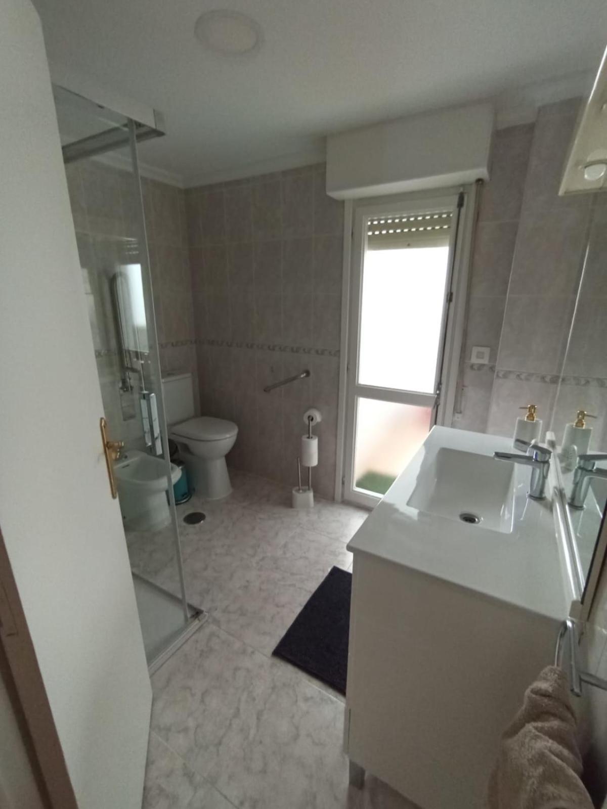Charming & Spacious Apartment In Historic Centre & Short Walk To Beach Alicante Exterior photo
